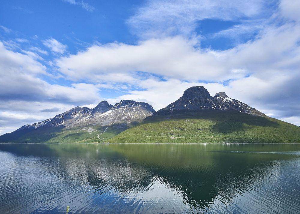 Lyngenfjord (flickr.com/tmv_media)
