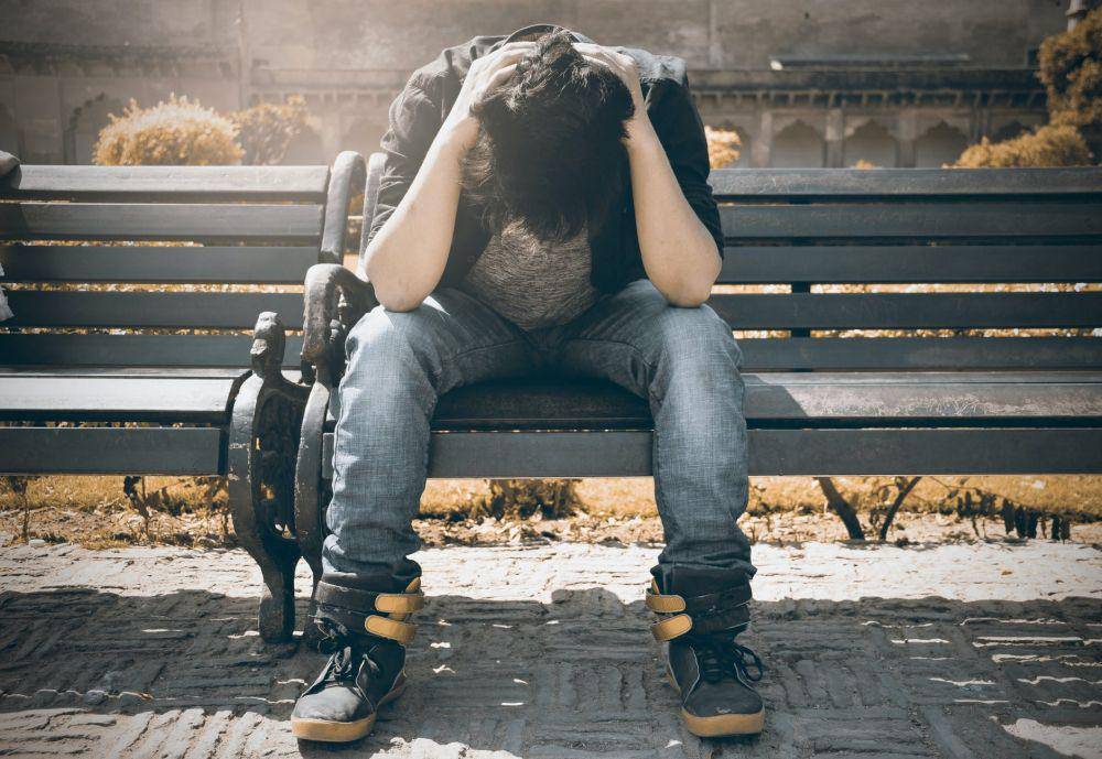 Sulit berpikir jernih dalam mengambil keputusan adalah salah satu tanda kelelahan mental (pexels.com/Inzmam Khan)