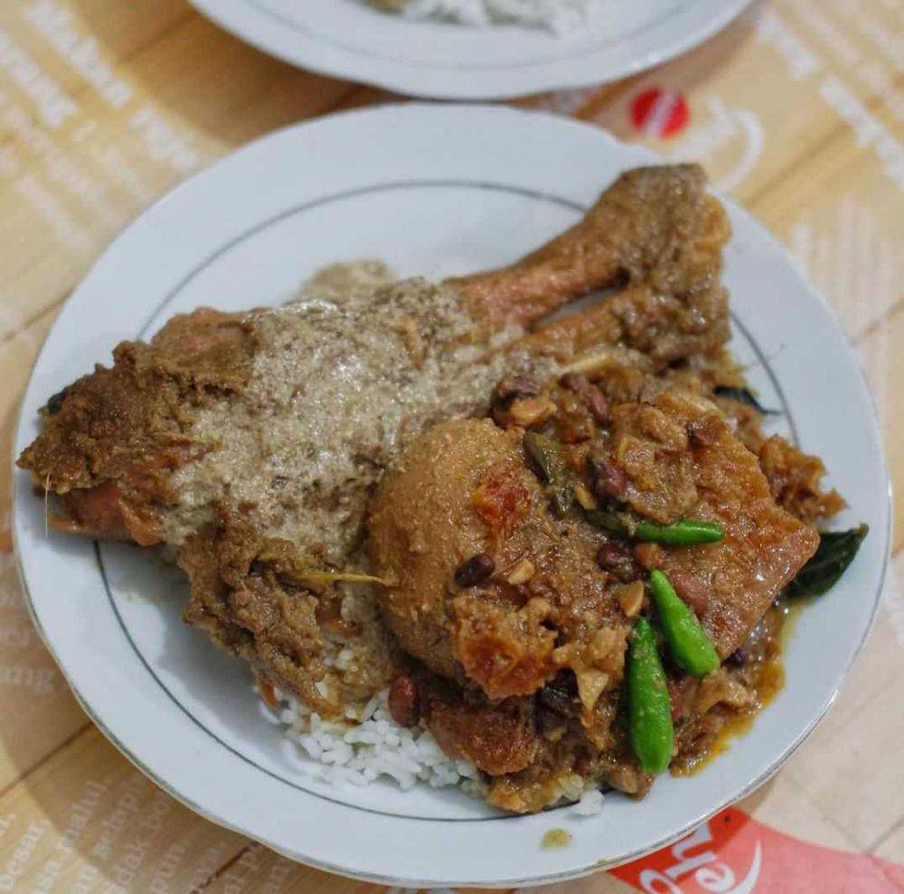 Gudeg Permata Bu Narti (instagram.com/mahasiswakulineran