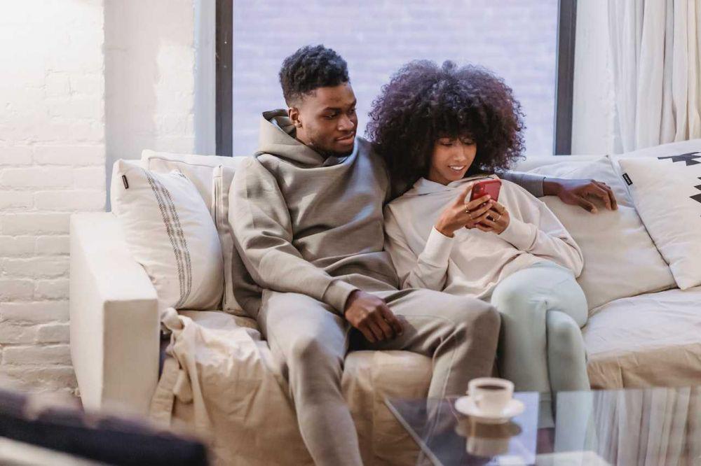 Gak Selalu Buruk, Ini 5 Sisi Positif Punya Pacar yang Gampang Cemburu