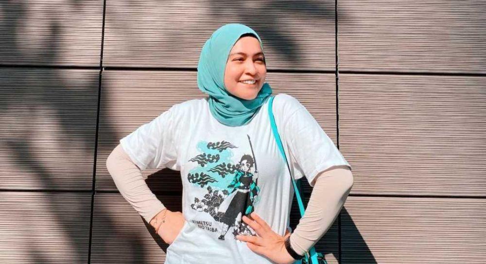 Pesona 9 Istri Komedian yang Tampil Anggun Berhijab, Kalem!