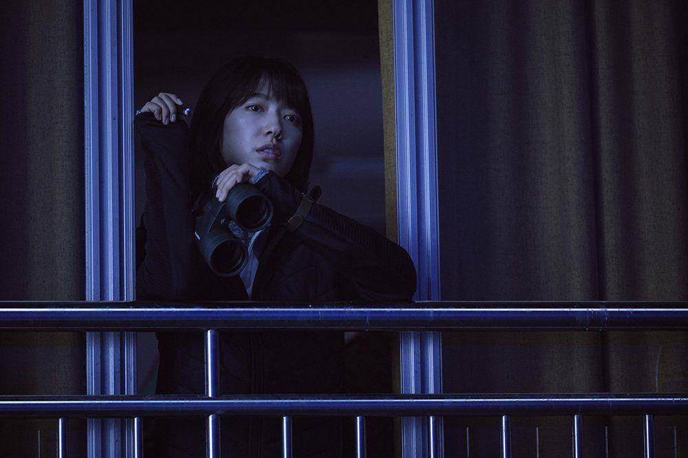 Park Shin Hye dalam film Korea #Alive (hancinema.net)