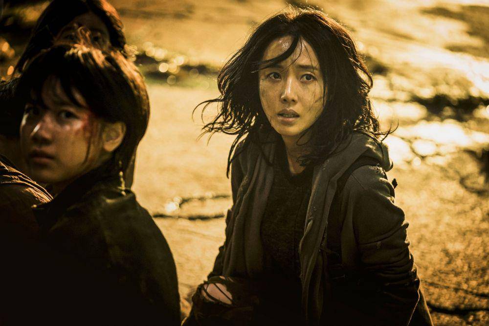 Lee Jung Hyun dalam film Korea Peninsula (hancinema.net)