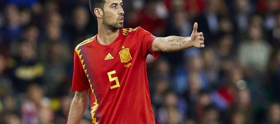potret Sergio Busquets bersama Timnas Spanyol(cultofcalcio.com)