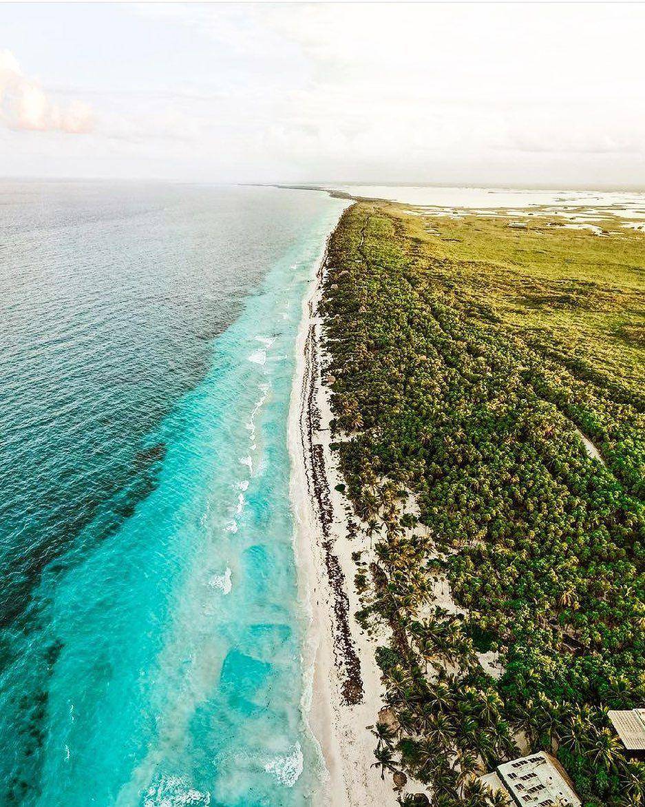 Pantai di Tulum (instagram.com/tulummexico)