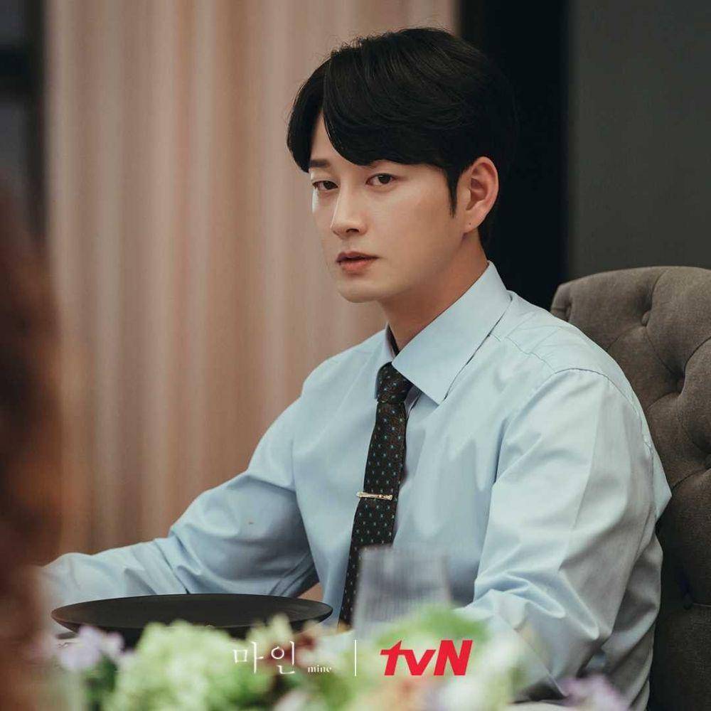 Lee Hyun Wook di drama Mine (Instagram.com/tvndrama.official)