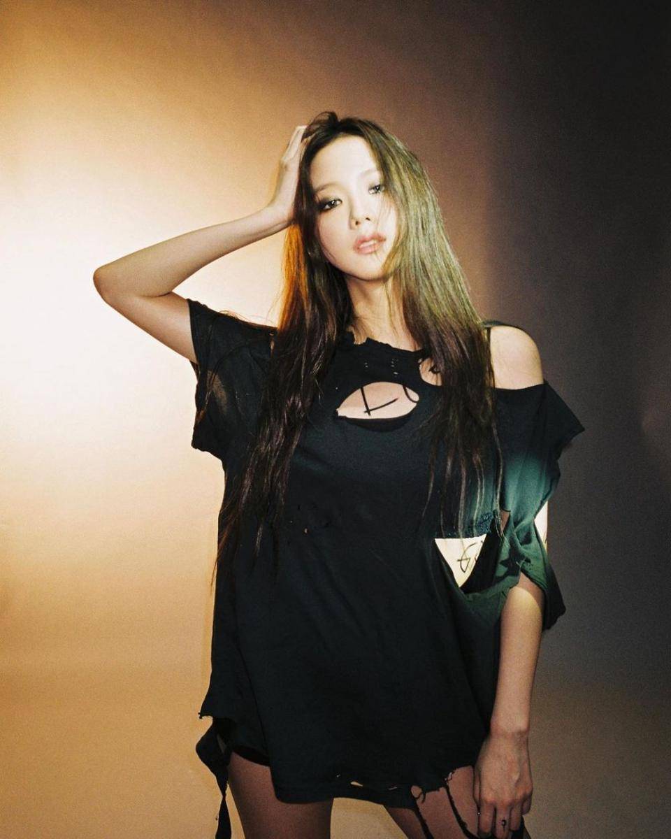 Jisoo BLACKPINK (instagram.com/sooyaaa__)