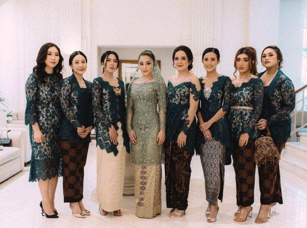 Inspirasi kebaya Nikita Willy. (instgaram.com/nikitawillyofficial94)