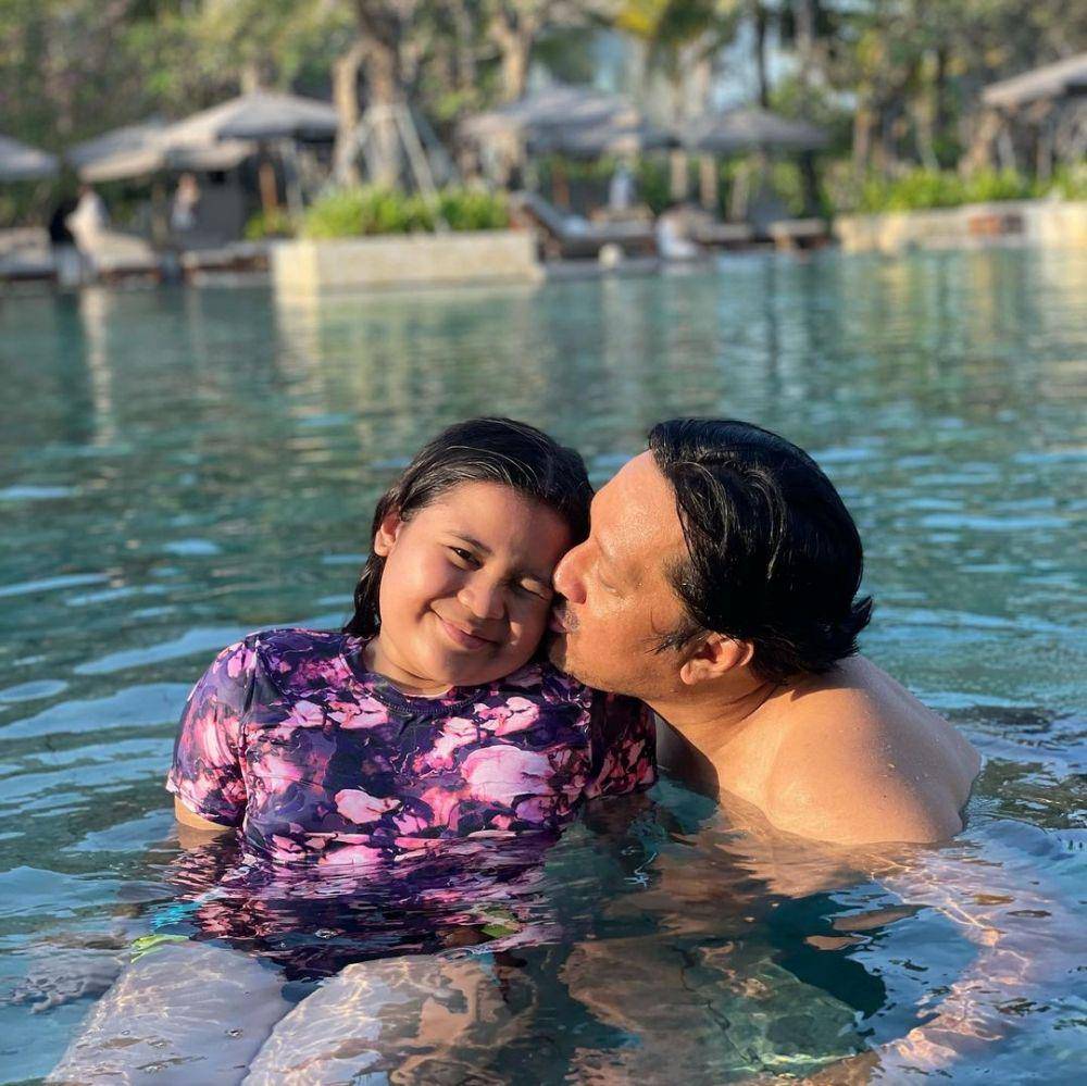 Andre Taulany liburan bersama keluarga di Bali. (instagram.com/andreastaulany)