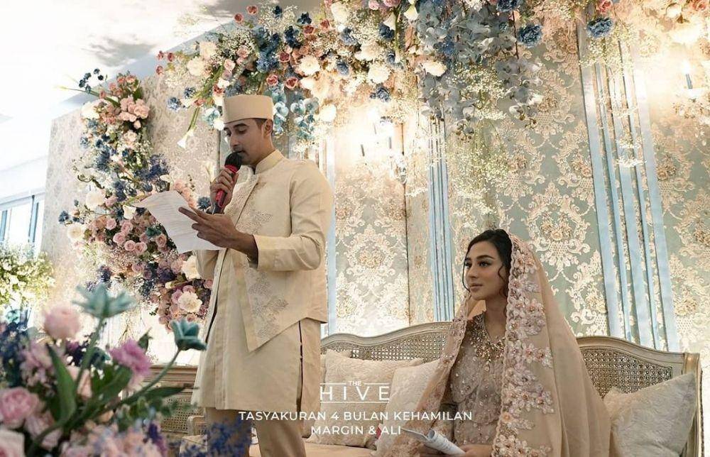 Dekorasi Empat Bulanan Kehamilan Margin Wieheerm (instagram.com/thehive_pancasona)