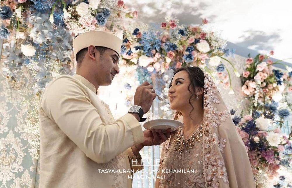 Dekorasi Empat Bulanan Kehamilan Margin Wieheerm (instagram.com/thehive_pancasona)