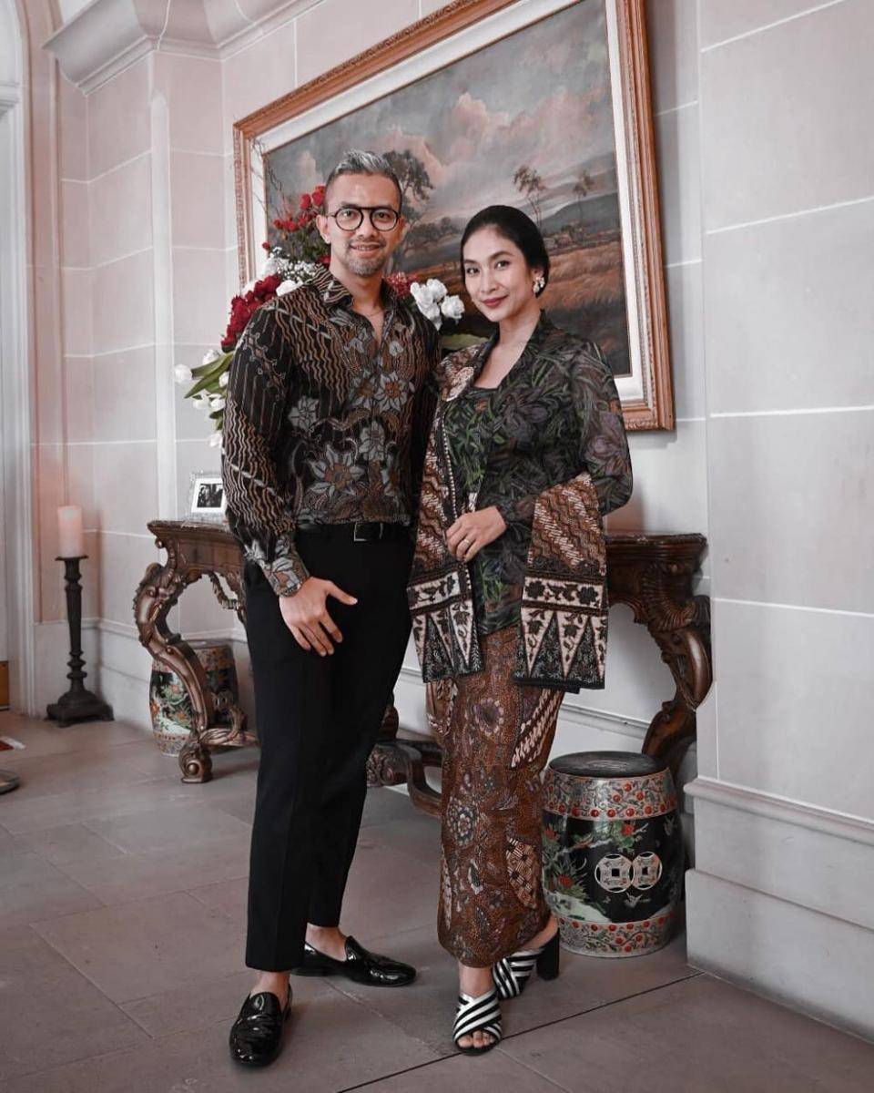 Inspirasi kebaya Happy Salma. (instagram.com/didietmaulana)