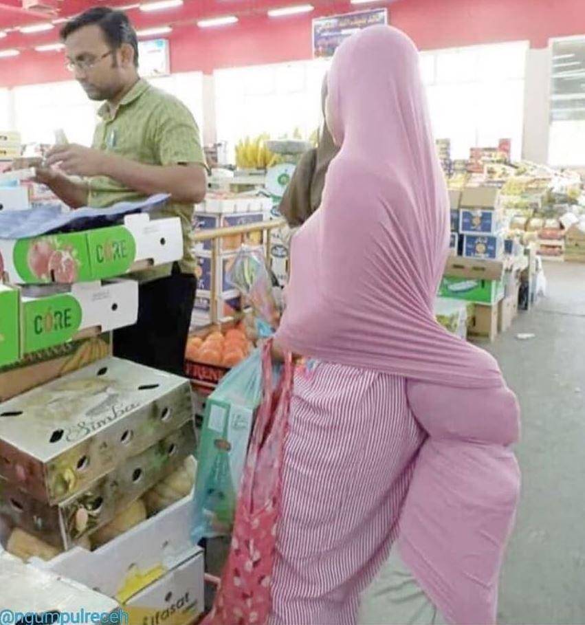 emak-emak belanja di pasar lucu (instagram.com/62dagelan)