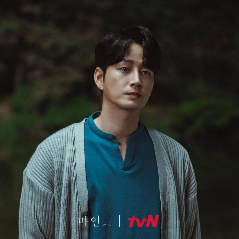 Lee Hyun Wook di drama Mine (Instagram.com/tvndrama.official)