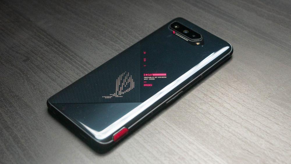 7 Hal yang Wajib Diketahui sebelum Beli ASUS ROG Phone 5