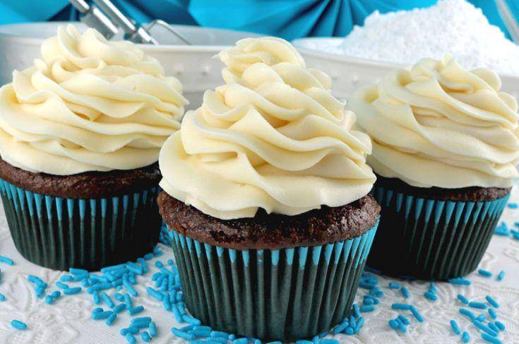 ilustrasi penggunaan frosting keju (www.twosisterscrafting.com)