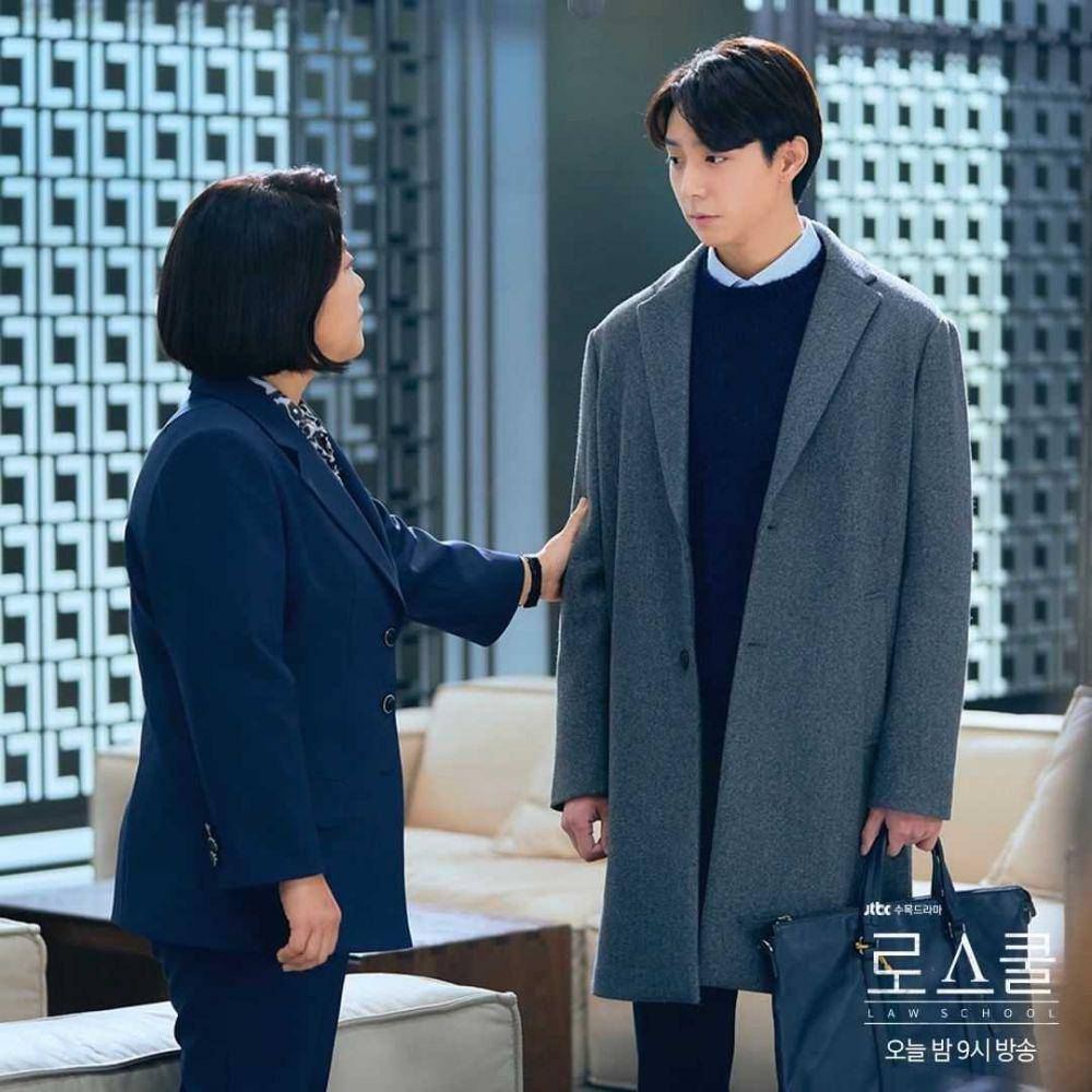 kebersamaan pemain Law School (instagram.com/jtbcdrama)