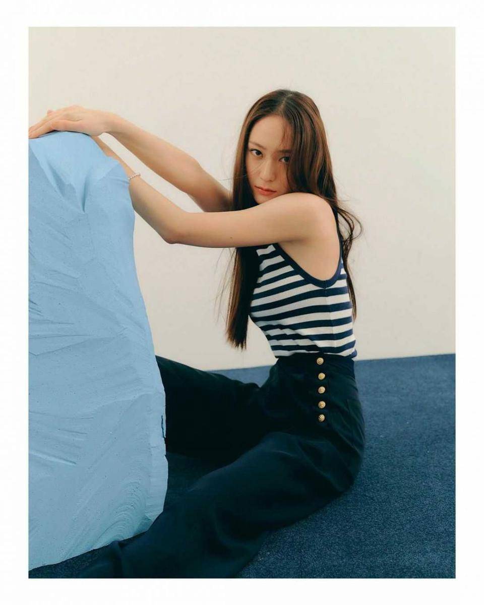 Krystal Jung (instagram.com/vousmevoyez)