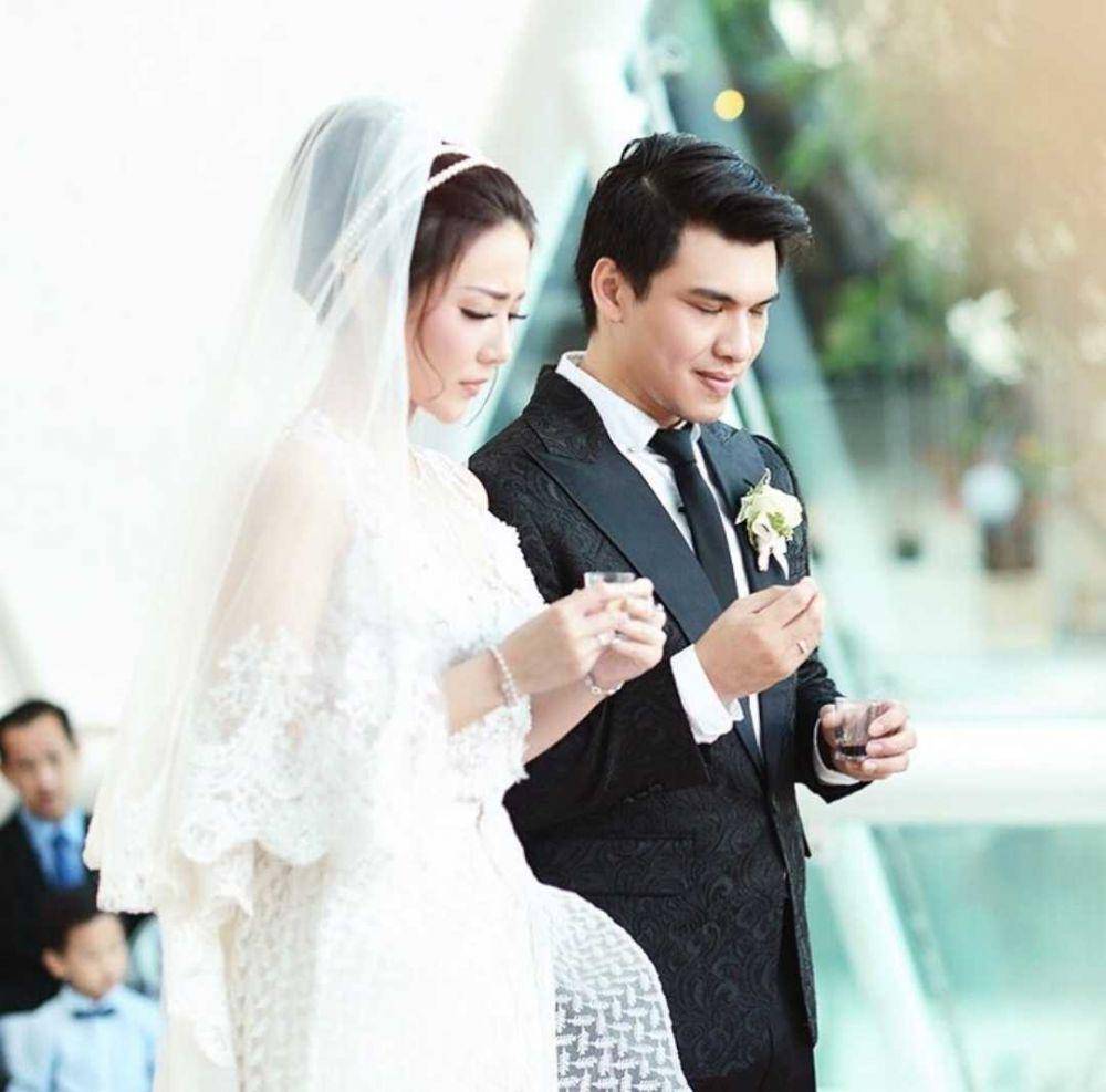 Pernikahan Auryn eks Cherrybelle (Instagram.com/reijiro.ale)