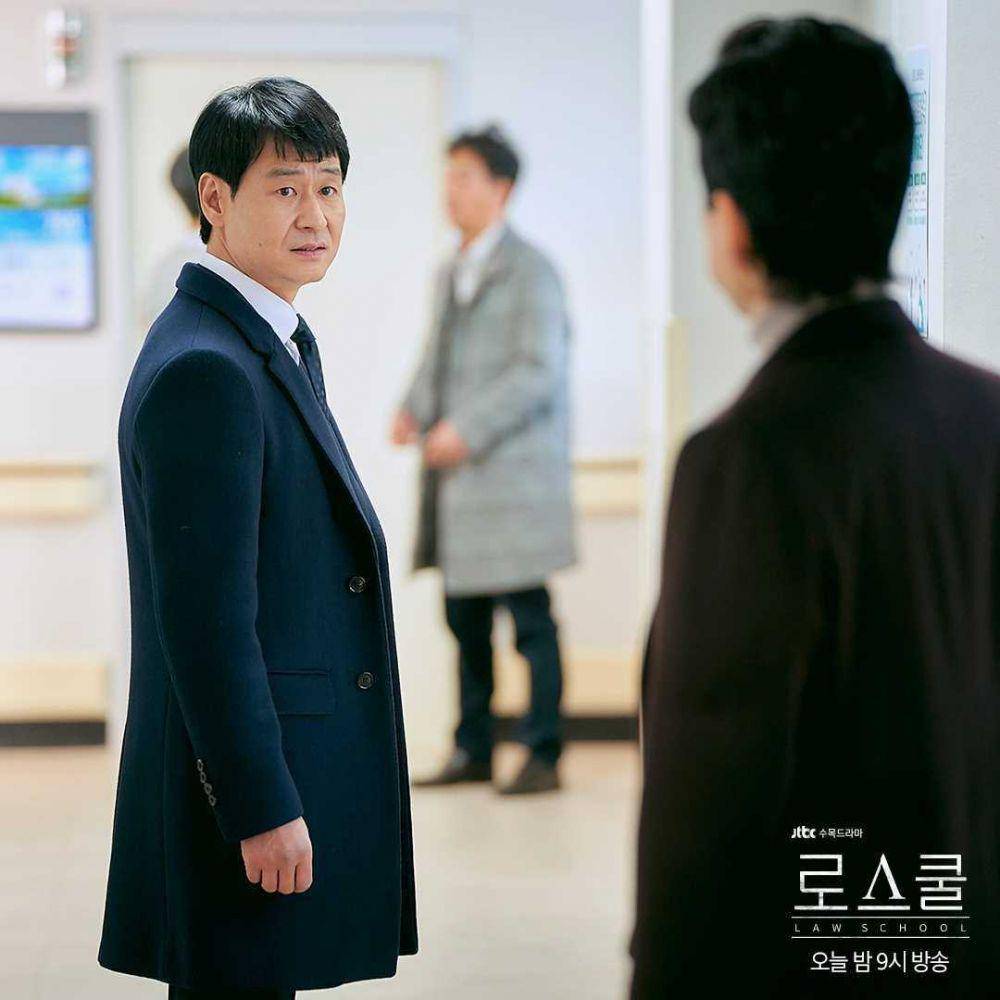 Park Hyuk Kwon di drama Law School (instagram.com/jtbcdrama)