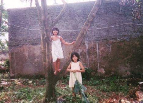 Potret masa kecil Maudy Ayunda dan adik (instagram.com/muren.s)