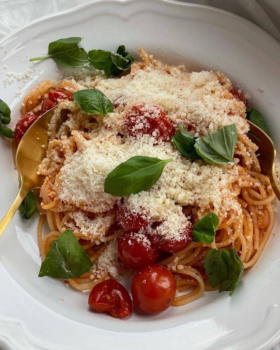 Spaghetti Napolitana (instagram.com/mon__esthetique)