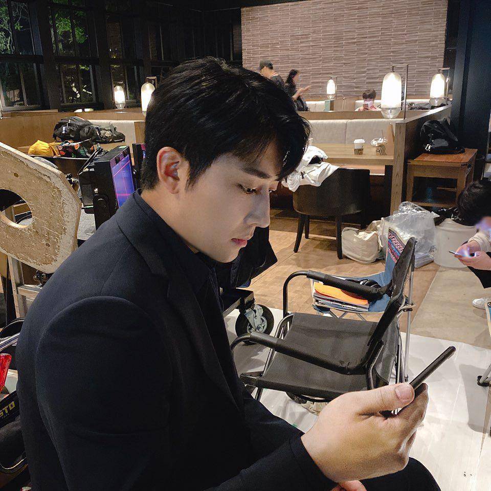 Son Ho Jun (instagram.com/sonhojun_official)
