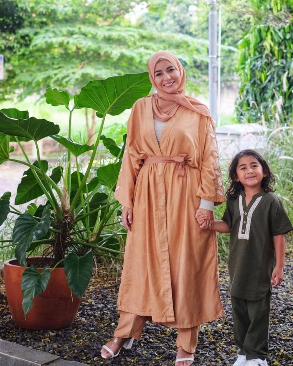 Meisya Siregar dan buah hati (instagram.com/meisya__siregar)