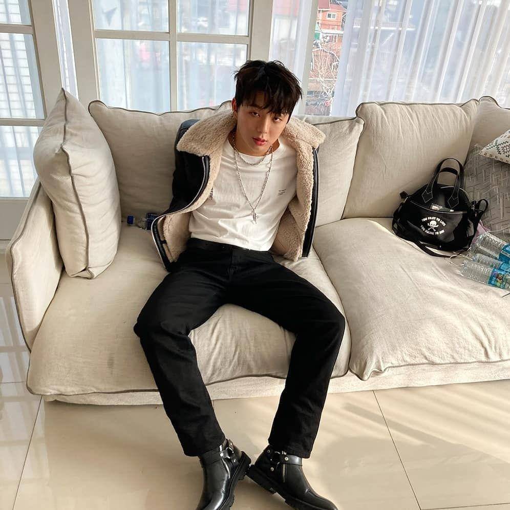 Layone (instagram.com/layon_e)