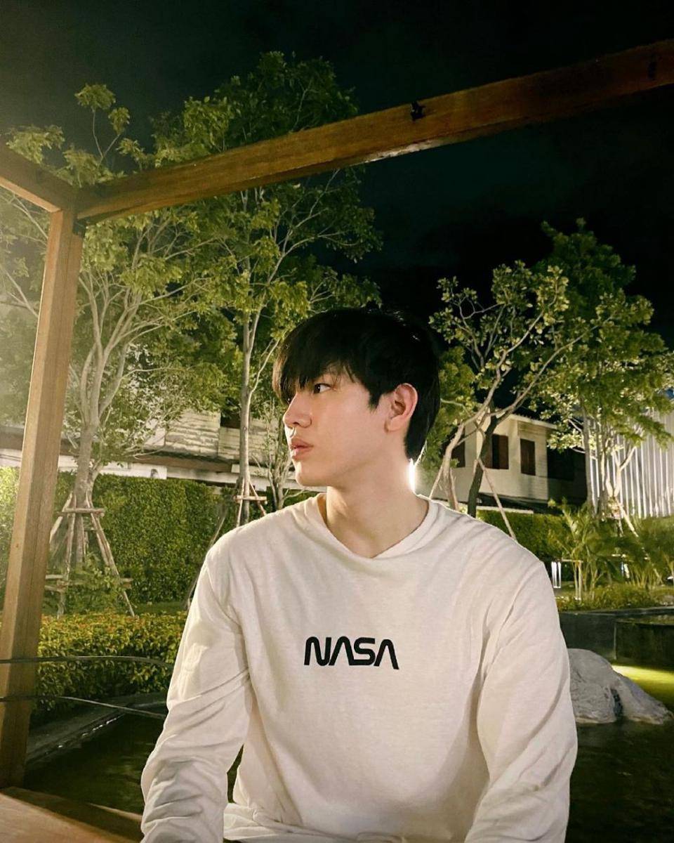 New Thitipoom (Instagram.com/newwiee)