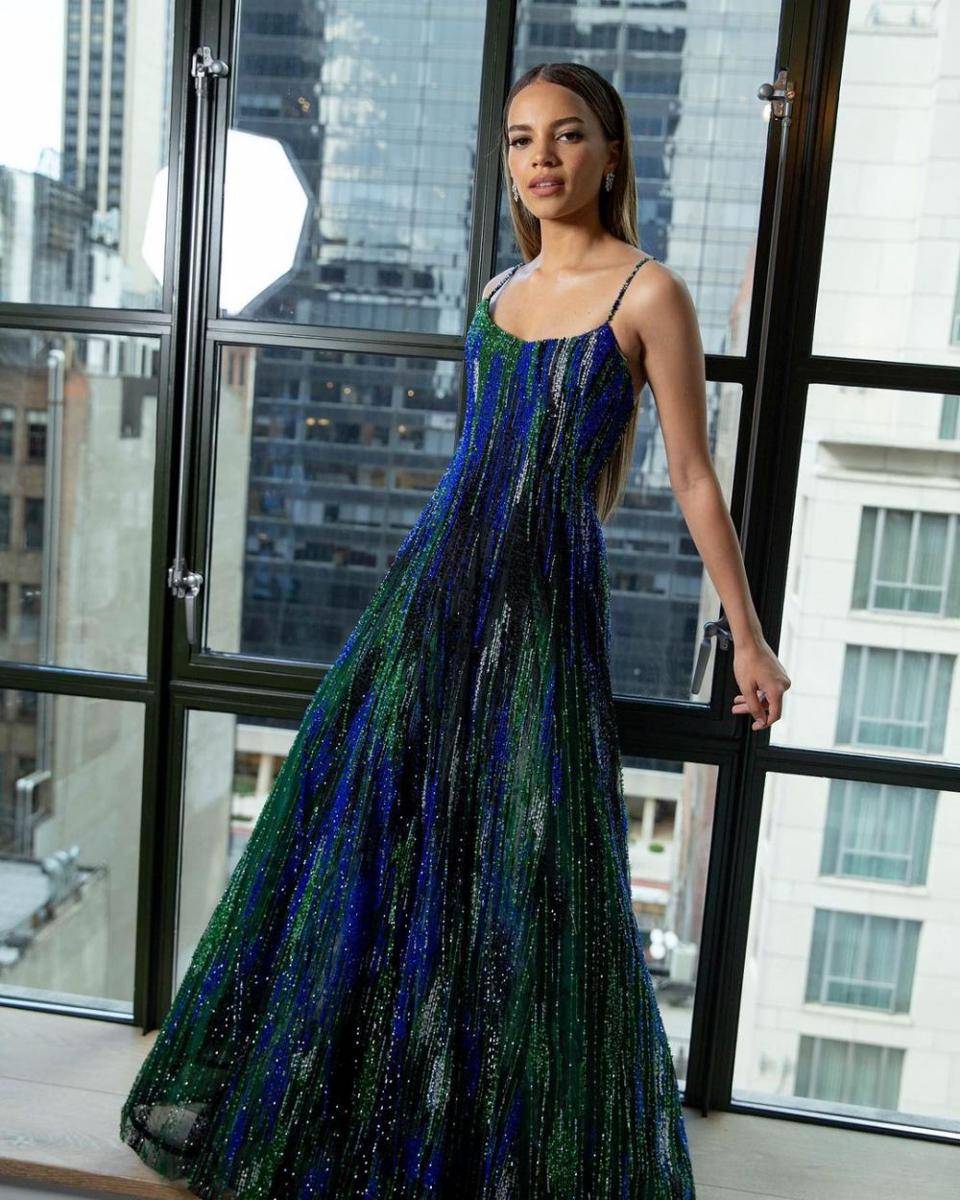 Leslie Grace (instagram.com/lesliegrace)