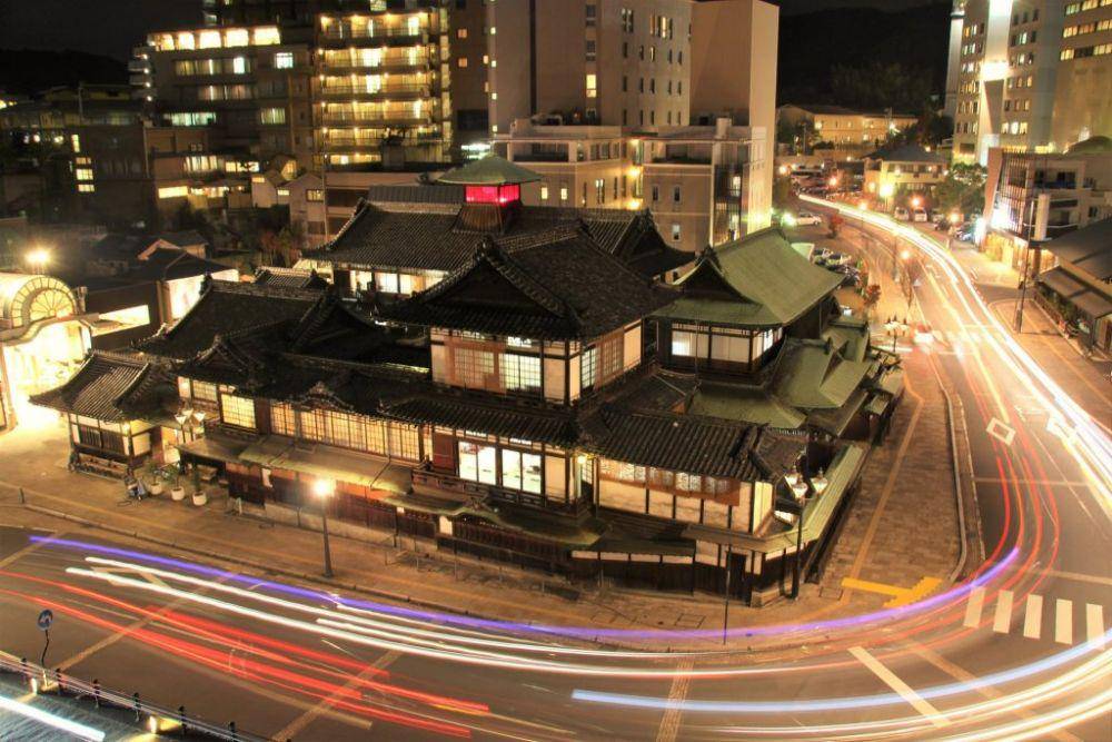 Dogo Onsen (shikoku-tourism.com)