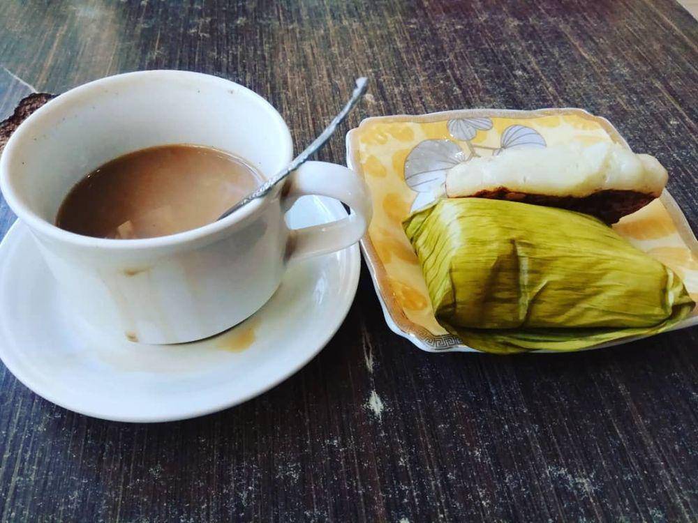 Warkop Tong San (instagram.com/ichal_ly75)