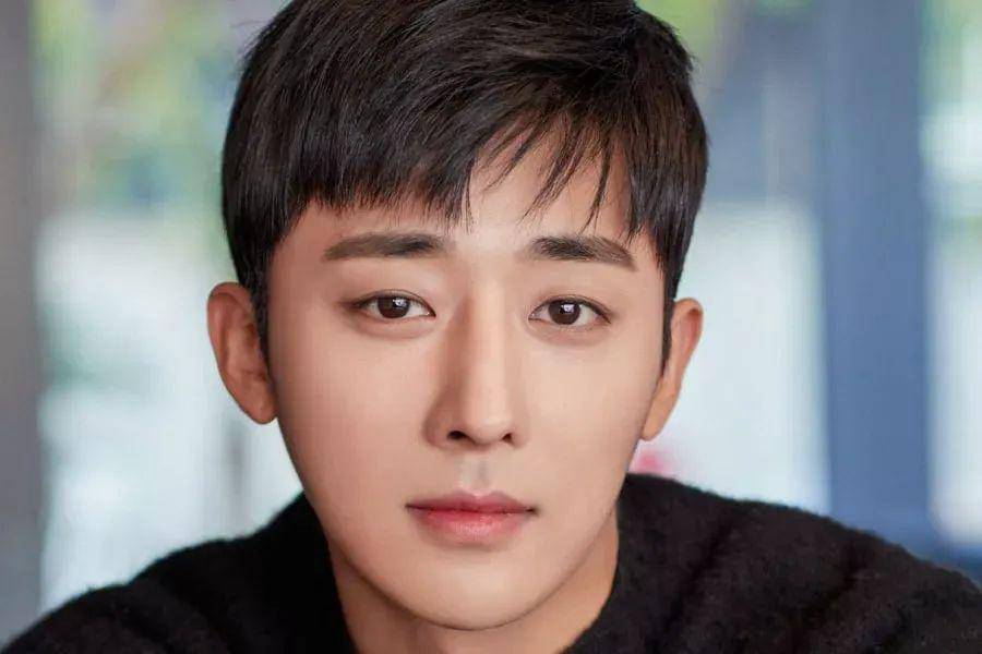 Son Ho Jun (soompi.com)