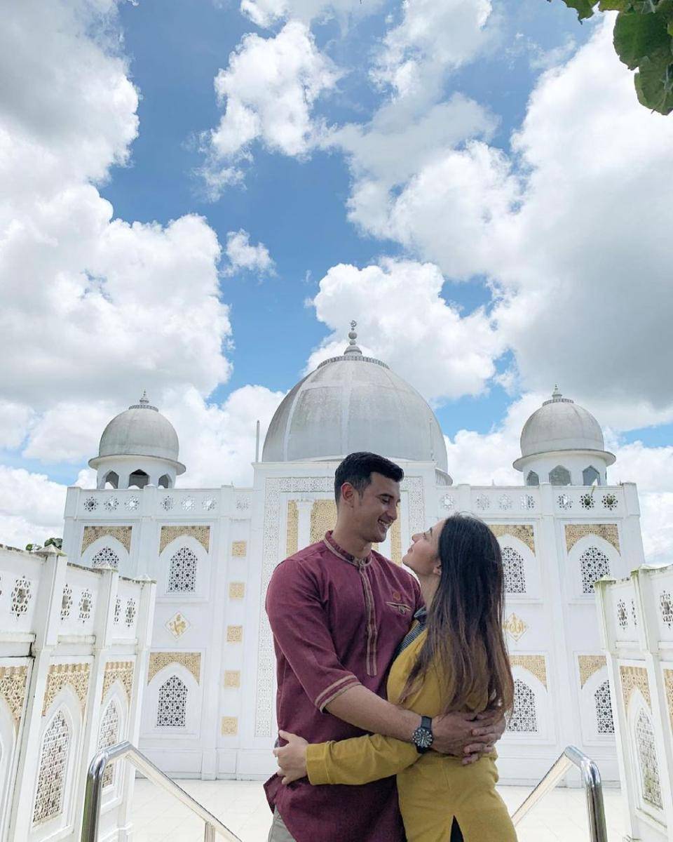 Ali Syakieb dan Margin Wieheerm (instagram.com/alisyakieb)