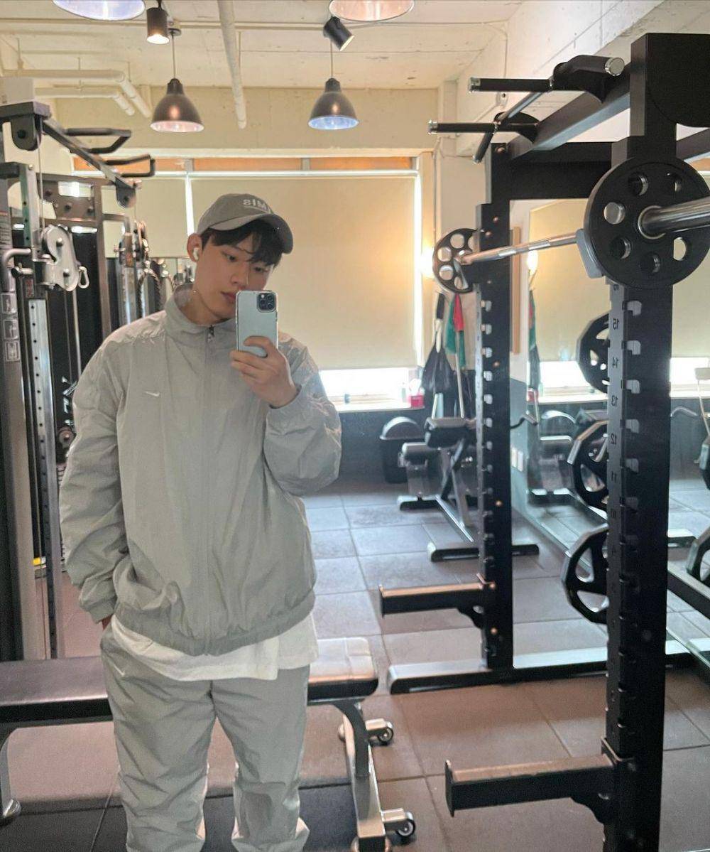 Kim Sung Cheol (instagram.com/sungcheol2)