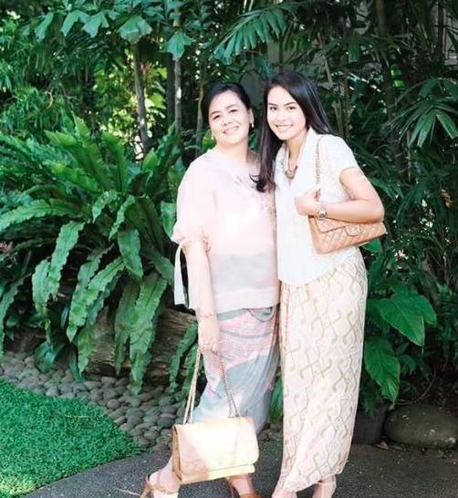 Kedekatan Maudy Ayunda dan mama (instagram.com/muren.s)