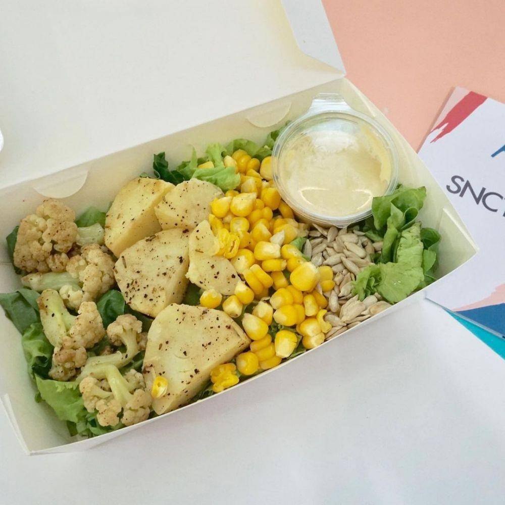 Ilustrasi menu di Snctry Health Bar (instagram.com/snctry)
