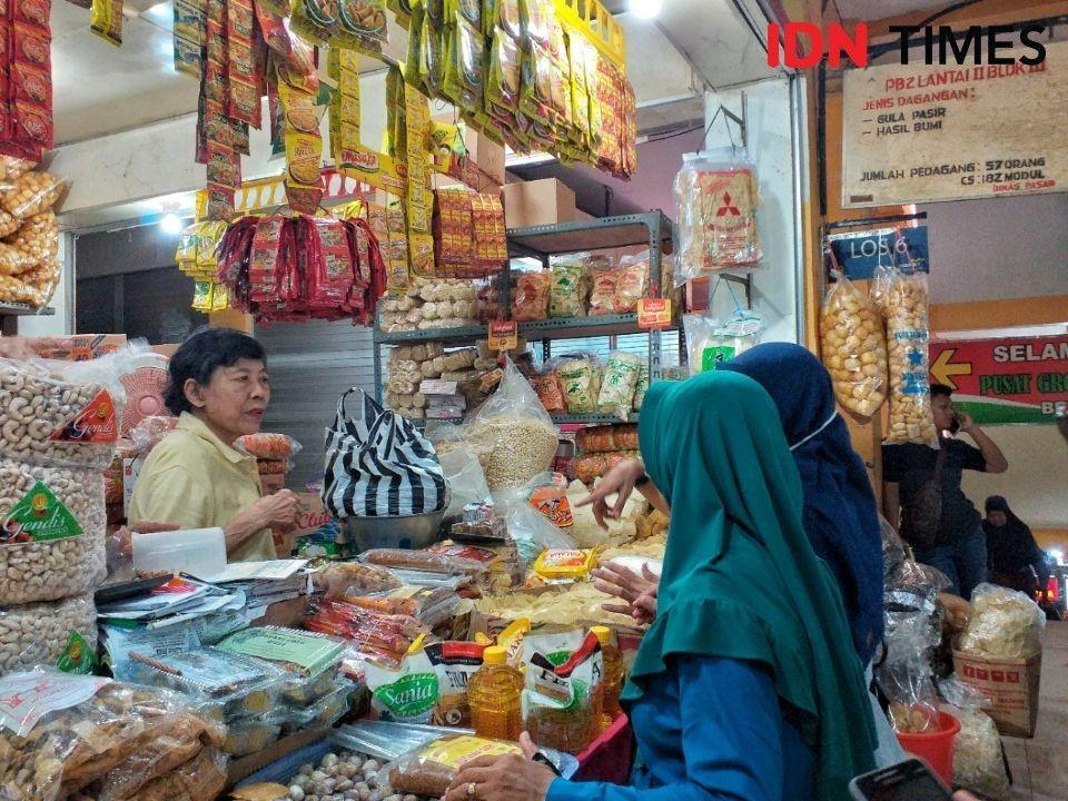 Pengamat: Rencana Pemerintah Naikkan Tarif PPN Salah Sasaran
