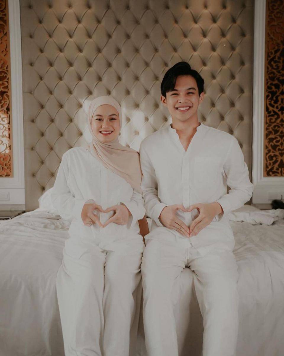 Dinda Hauw dan Rey Mbayang (instagram.com/dindahw)