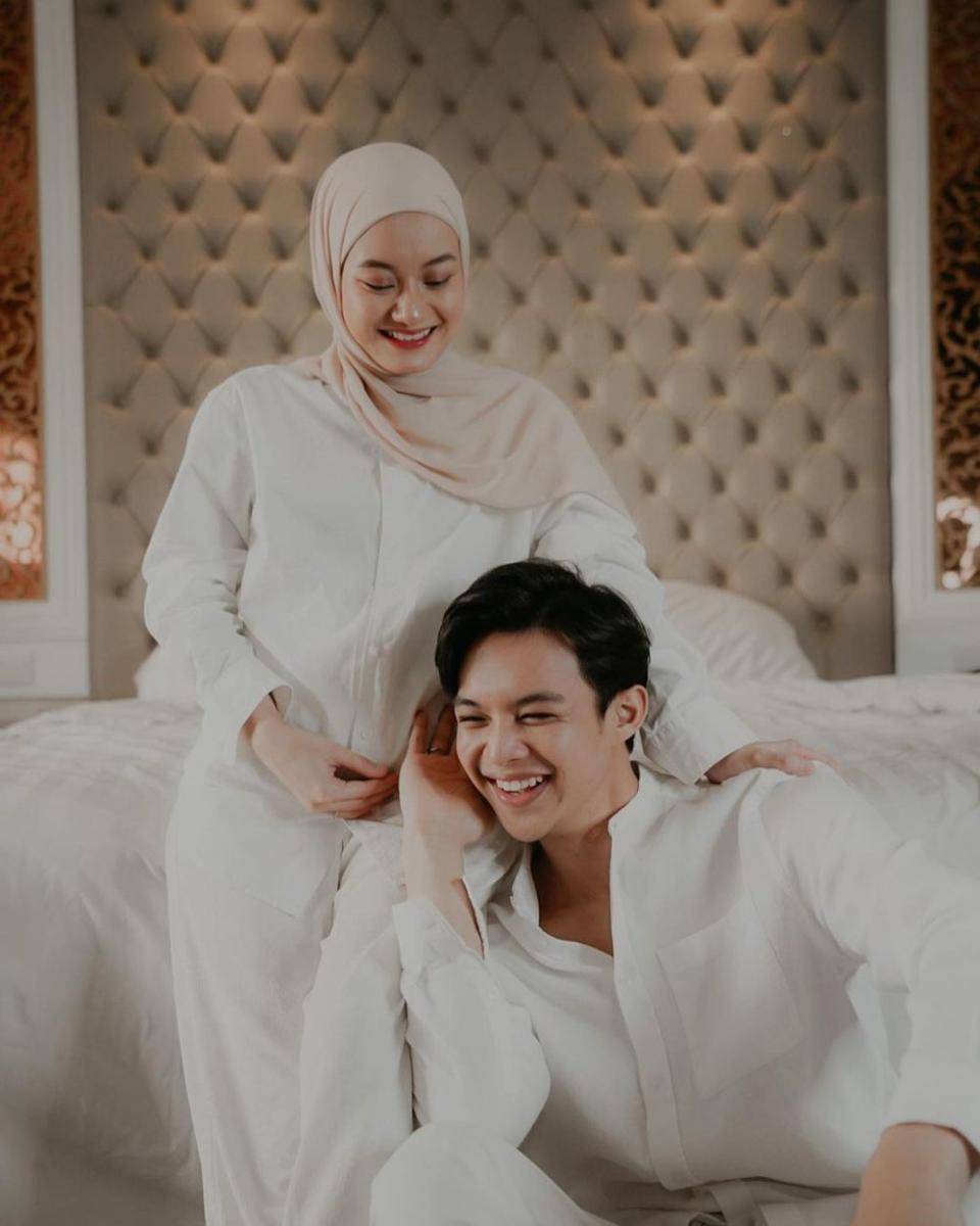 Dinda Hauw (instagram.com/dindahw)
