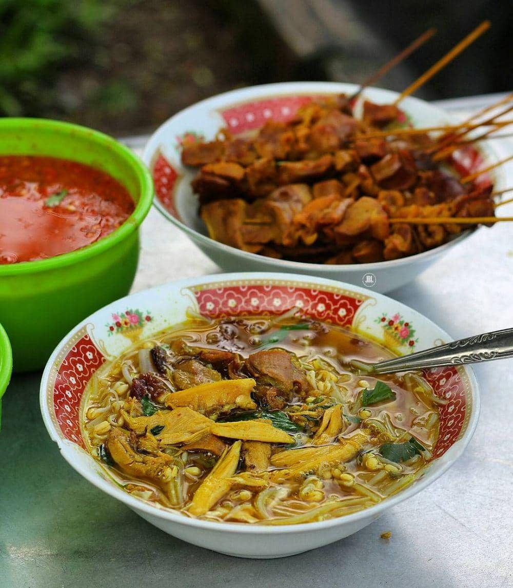 Soto pak dalbe (instagram.com/jogjabikinlaper)