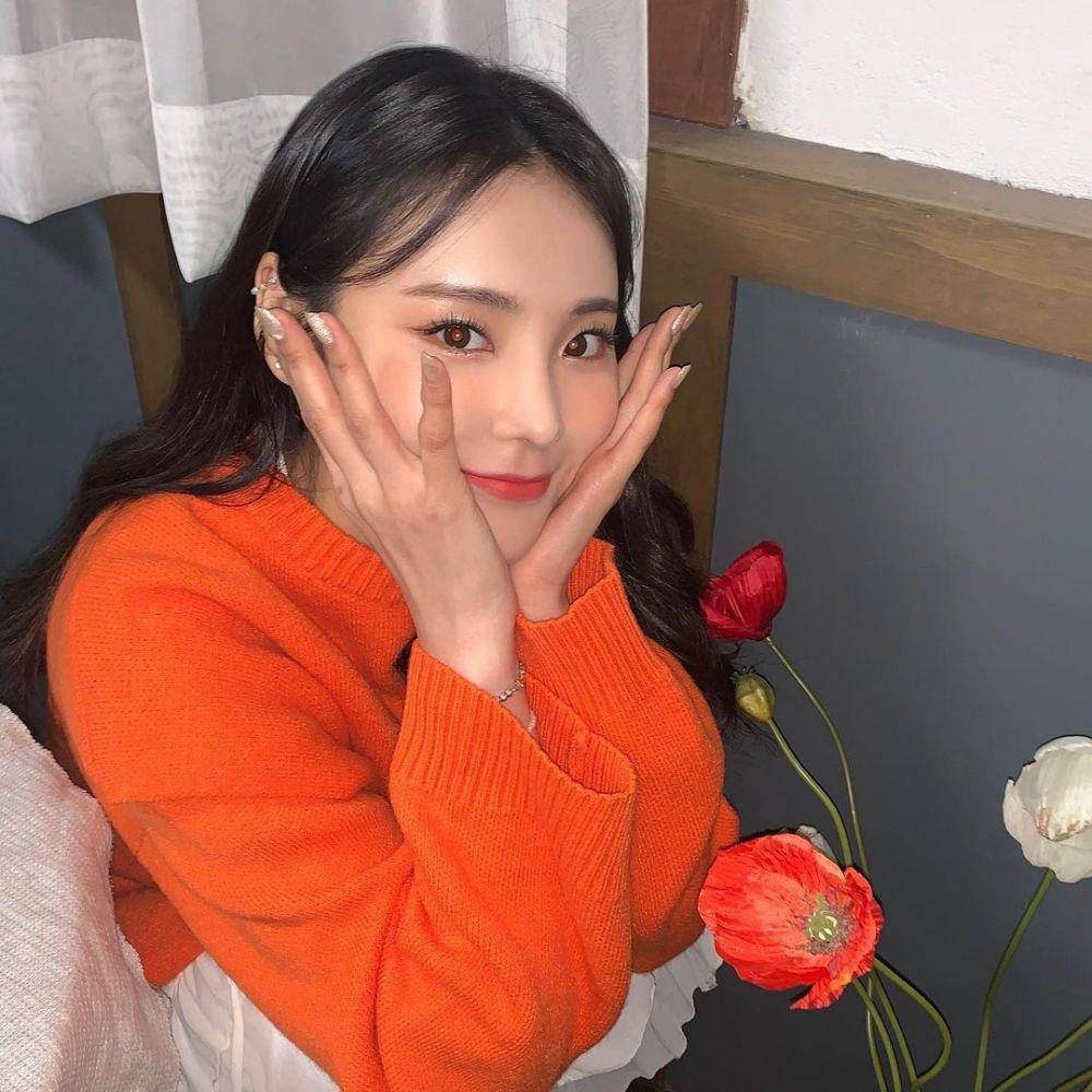 Jinsoul LOONA (instagram.com/loonatheworld)