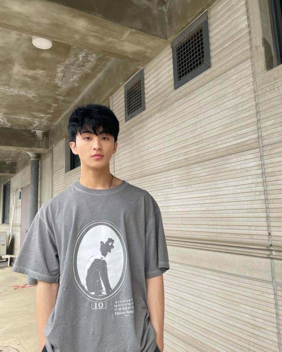 Mark NCT (instagram.com/onyourm__ark)