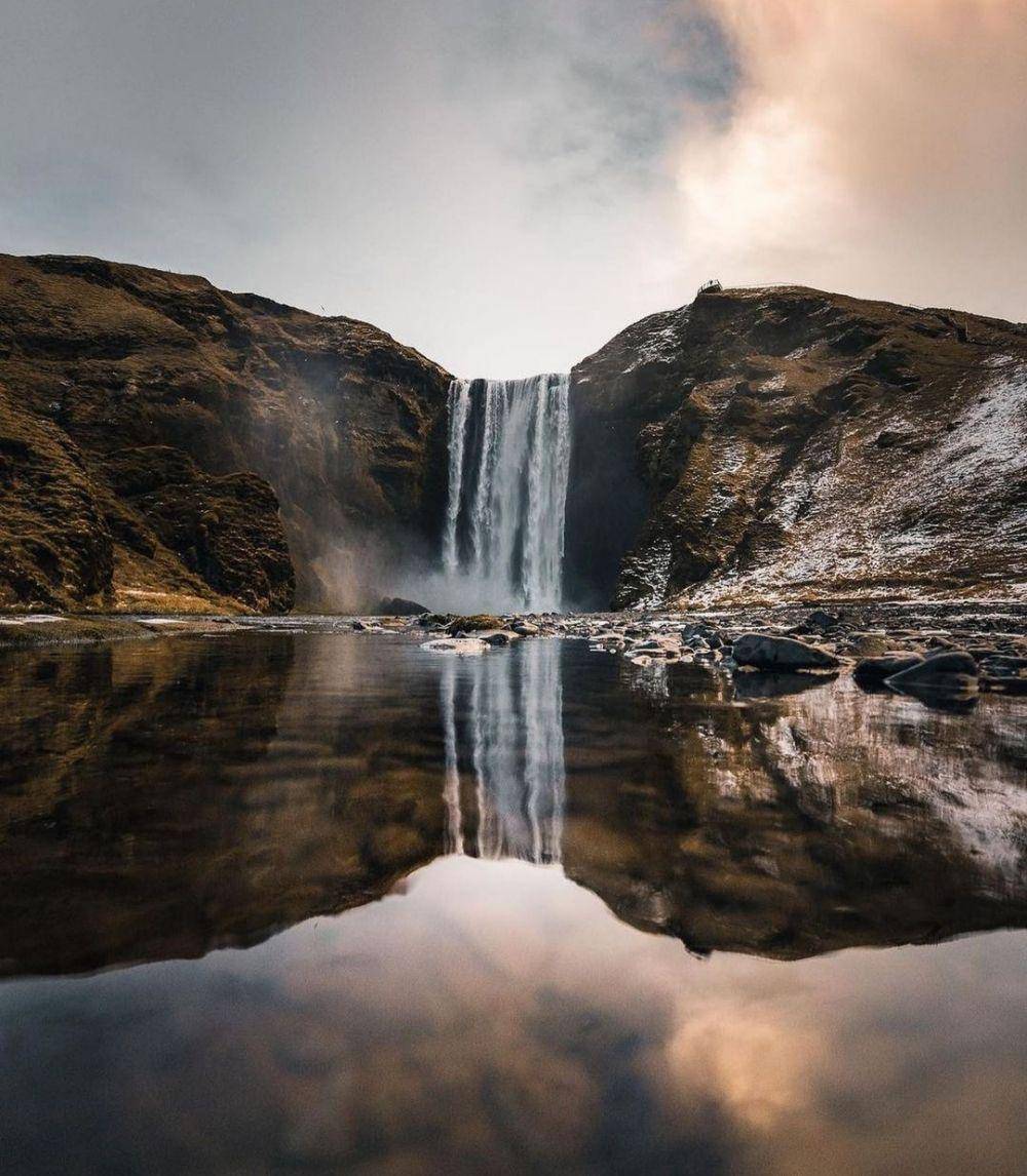 pesona Skógafoss (Instagram.com/icelandtravel)