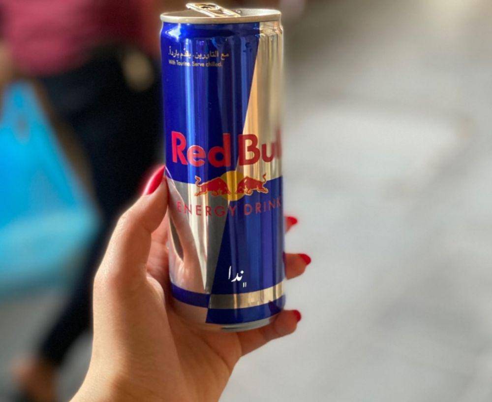 Red Bull (Instagram.com/neda47_)
