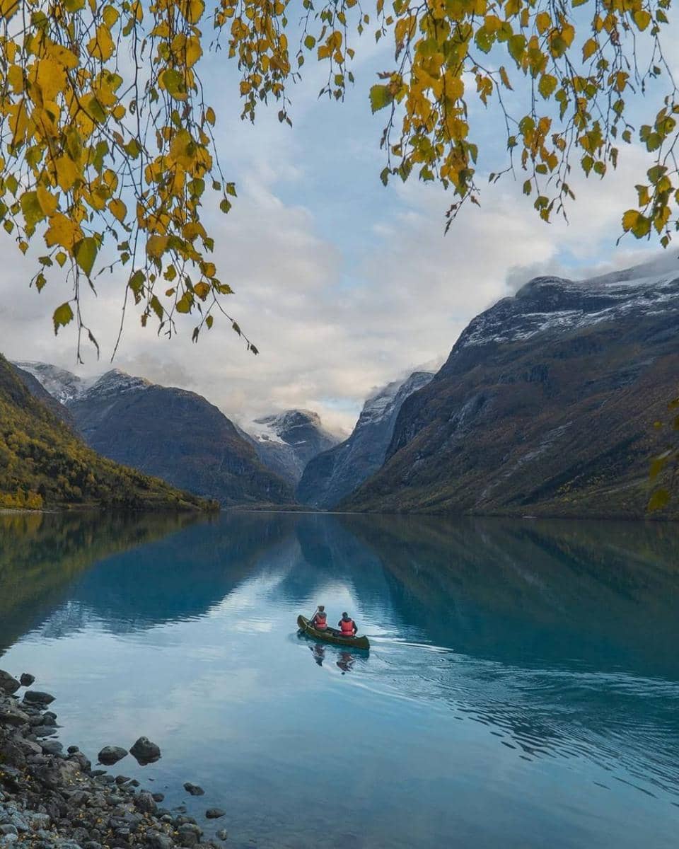 Danau Lovatnet (instagram.com/mrerikaune)
