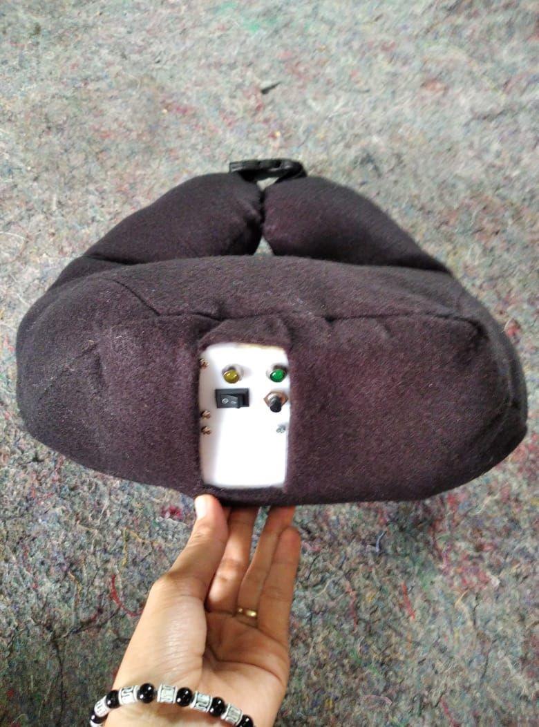 Cegah Kecelakaan di Jalan, Mahasiswa UNY Ciptakan Bantal Antikantuk