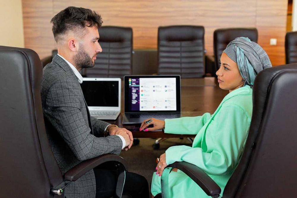 ilustrasi sepasang kekasih (pexels.com/Mikhail Nilov)