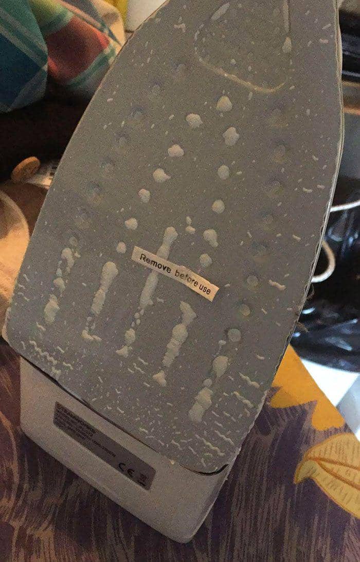 momen apes saat menyetrika (reddit.com/KGJ681)